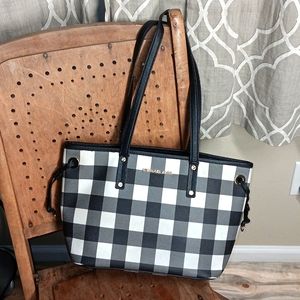 Michael Kors Purse Medium